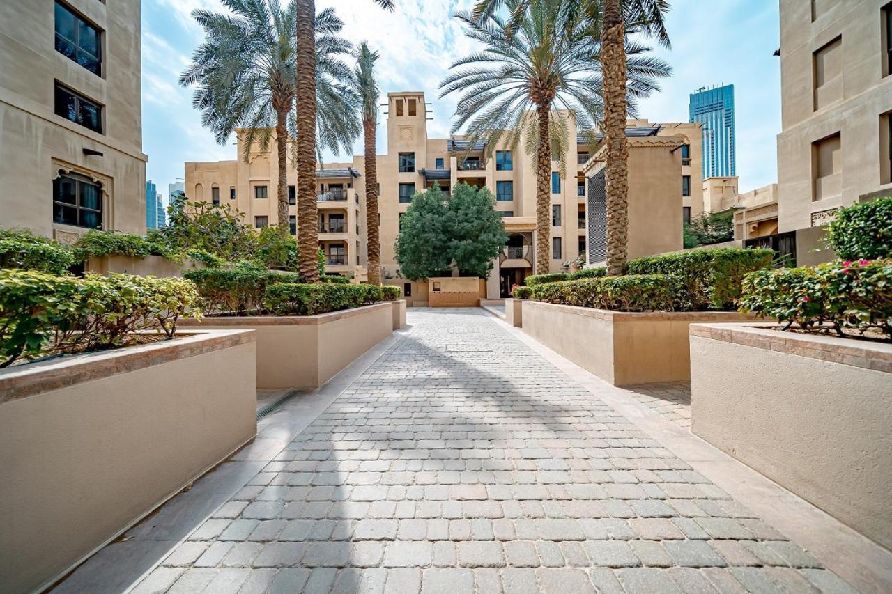 Higuests - Spacious Apt With Private Balcony In Old Town Dubai Exterior foto