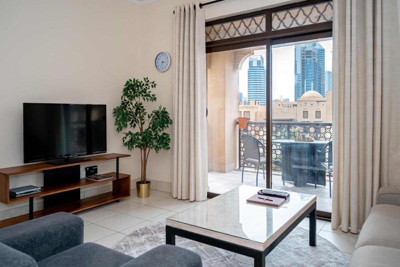 Higuests - Spacious Apt With Private Balcony In Old Town Dubai Exterior foto